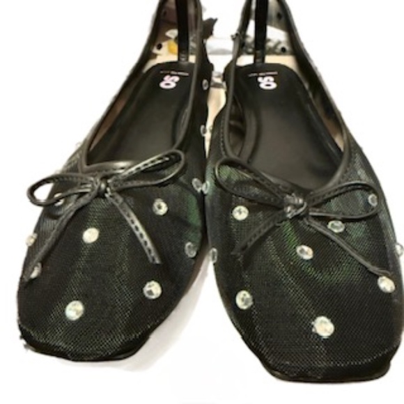 SO Shoes - SO blingy flats